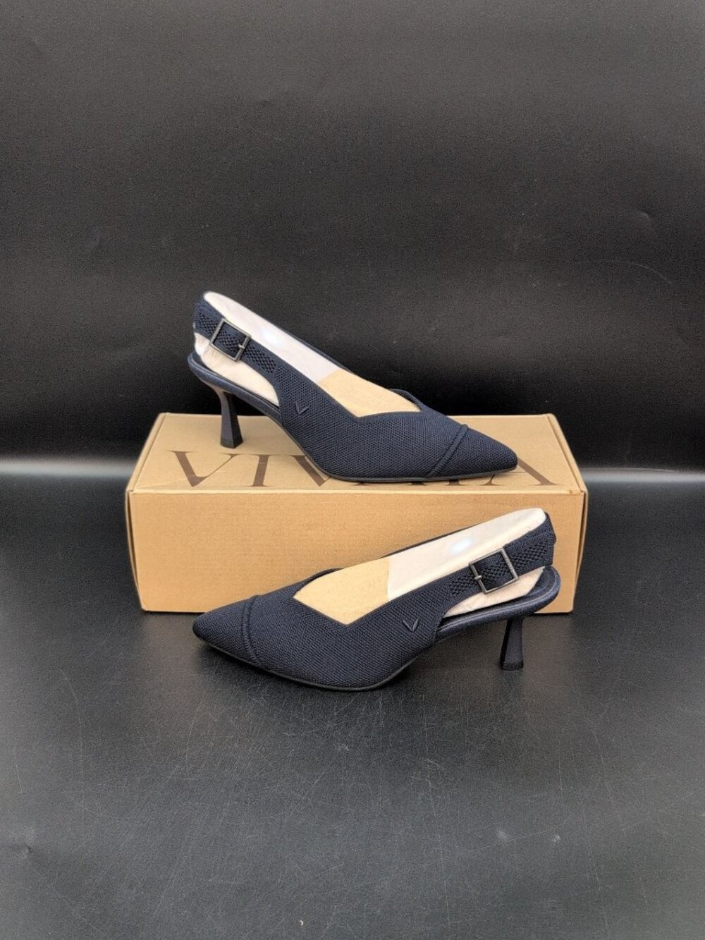 Vivaia Addison Pointed Toe Slingback Kitten Heels Womens Sandals US 7 Navy
